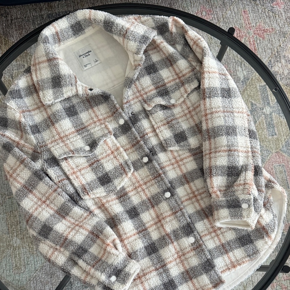Abercrombie & Fitch Fleece Shacket Size S